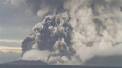 汤加火山爆发后 出现了异常现象 地球果